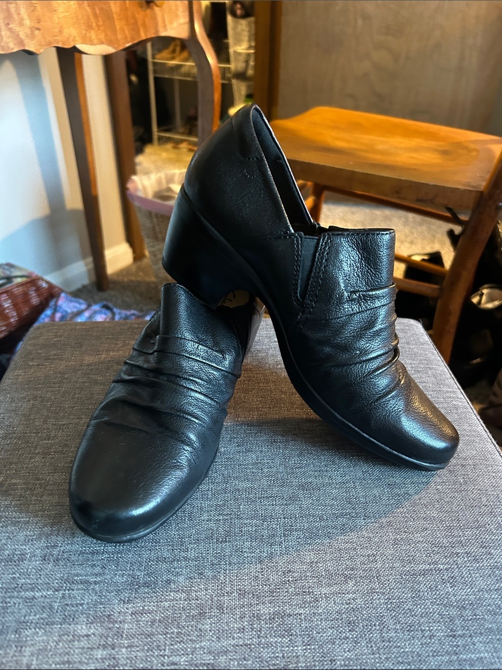 Clarks Black Leather Low Heel Slip-On Loafers